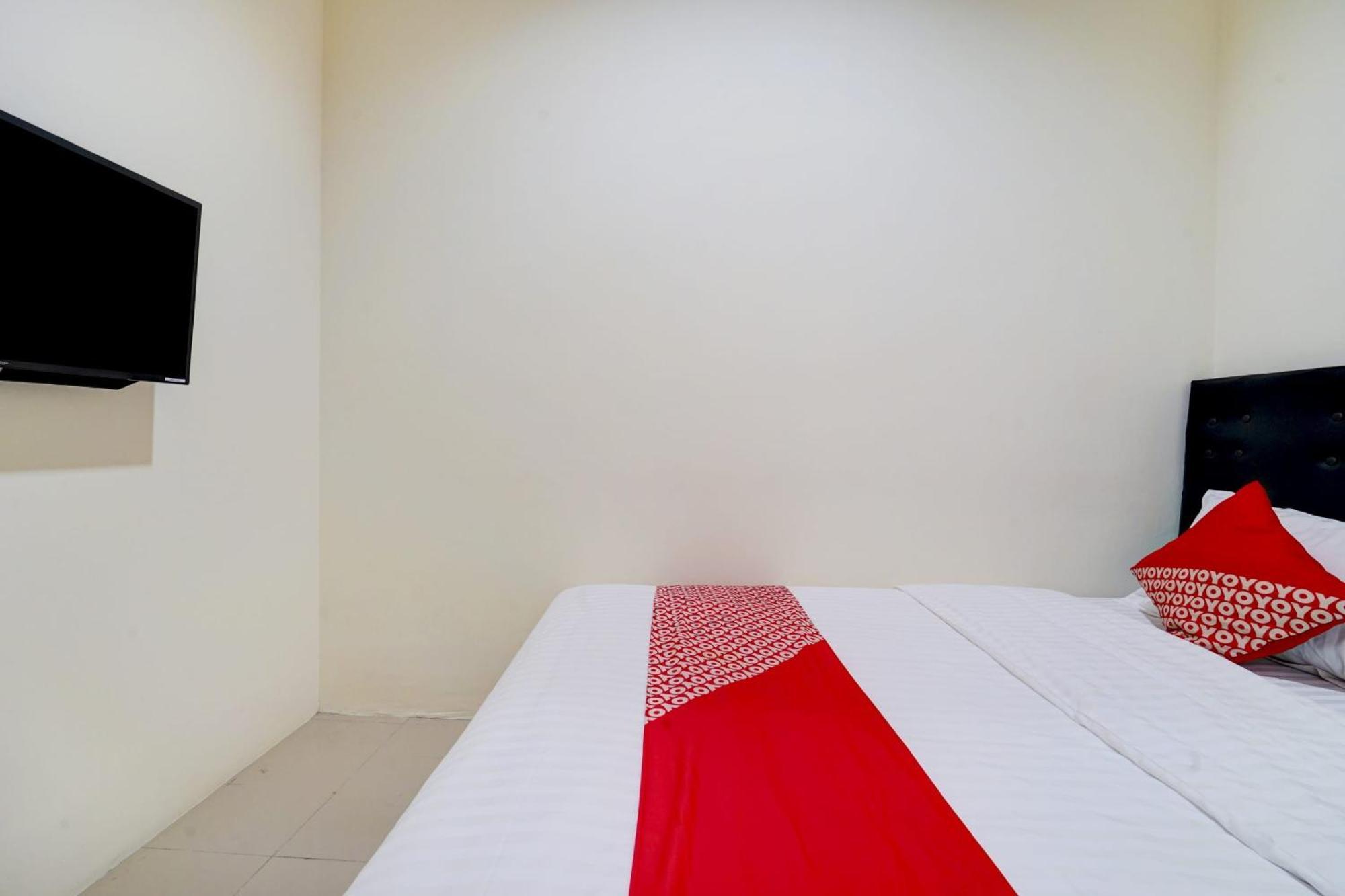 Super Oyo 90778 River Inn Malioboro Yogyakarta Eksteriør billede
