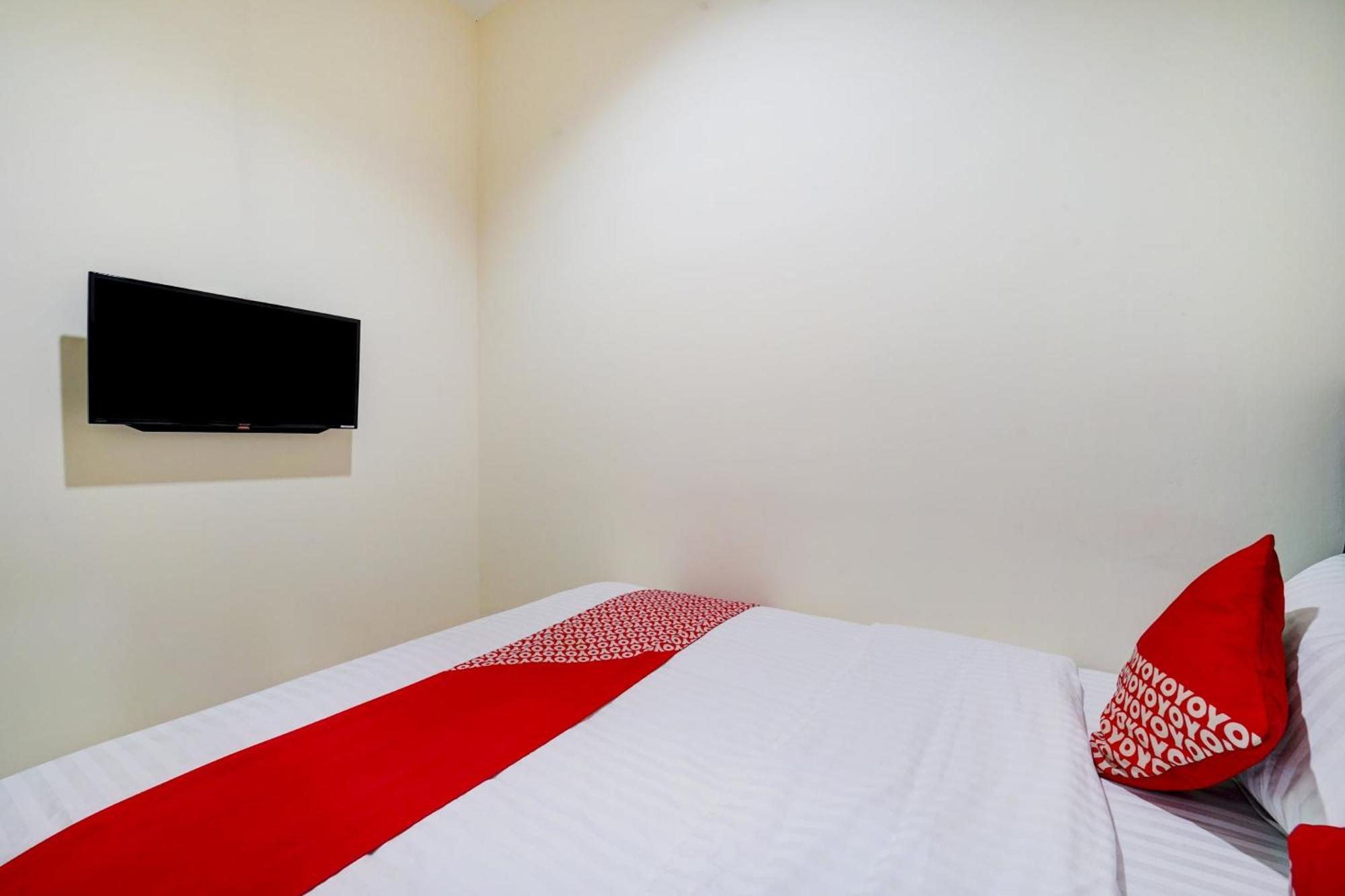 Super Oyo 90778 River Inn Malioboro Yogyakarta Eksteriør billede