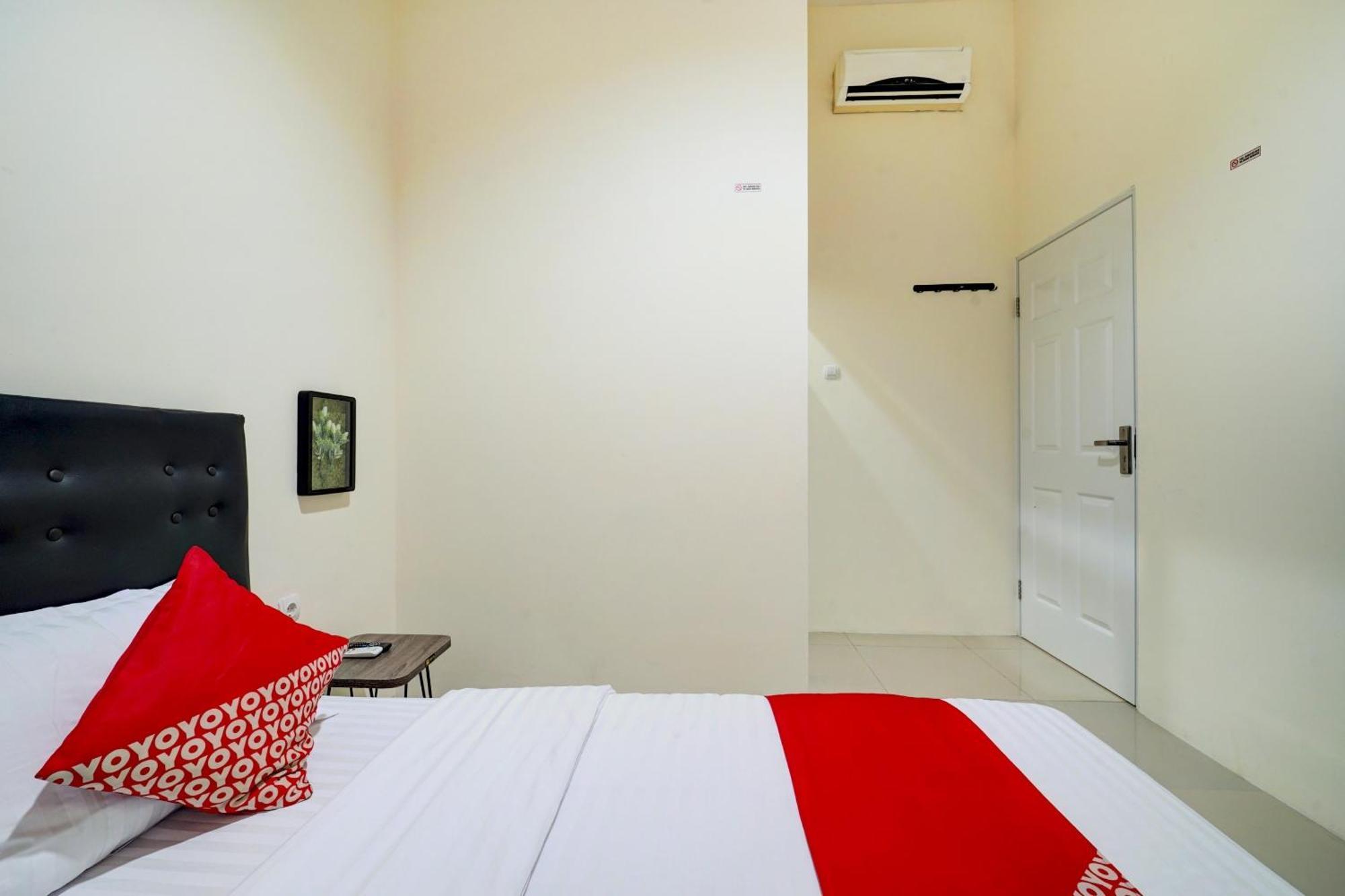 Super Oyo 90778 River Inn Malioboro Yogyakarta Eksteriør billede
